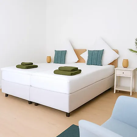 Top-lage Ideal Fuer Teams & Familien Mit 6 Personen Neu-Ulm